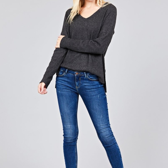 Sweaters - JUST 1 LEFT🎉🎉🎉 V-neck Brushed Waffle Knit Top